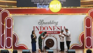 Semarak Kemerdekaan! Living World Kota Wisata Cibubur dan TNI AD Korem 061/Suryakancana Hadirkan Pameran Alutsista hingga Pagelaran Budaya