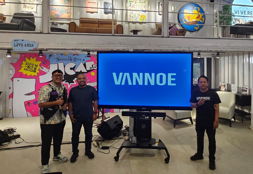 Interactive Flat Panel VANNOE Tren Baru Kerja Hybrid & Edukasi Digital di JICAF 2025