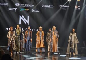 Nina Nugroho Hadirkan Koleksi “Silent Fire” di IN2MOTION Fest 2025, Simbol Kekuatan Perempuan dalam Diam