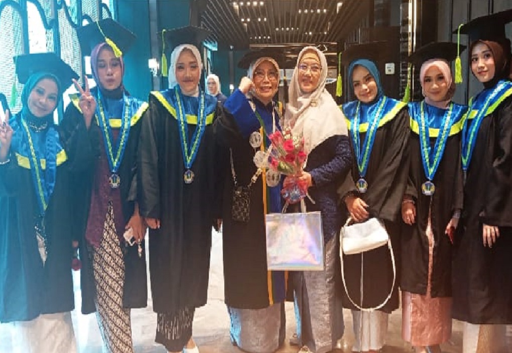 Wisuda Hermina 2025 Kukuhkan 206 Lulusan Tenaga Kesehatan