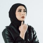 Dewi Hani Jayanti Rilis Single Emosional “Karena Kucinta Dia”