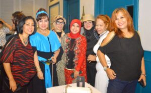 Oma Rete & Rina Sosialita Hidupkan Nostalgia Musik 80-an