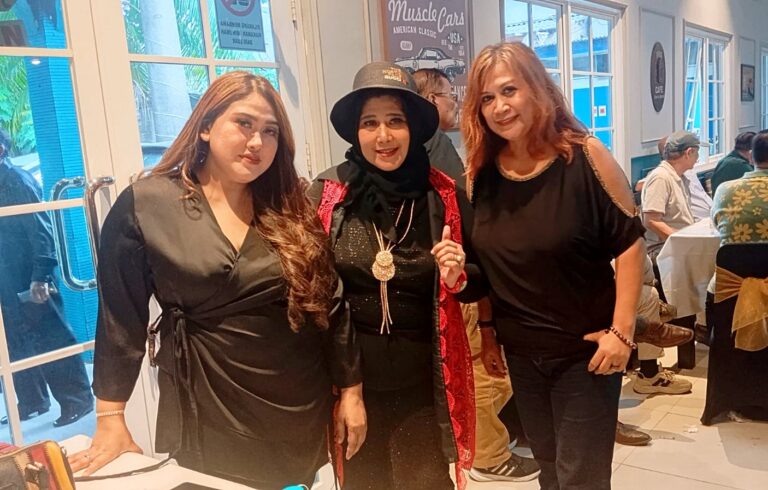 Oma Rete & Rina Sosialita Hidupkan Nostalgia Musik 80-an