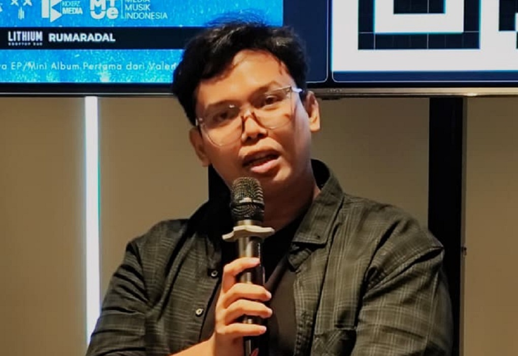 Valent Duga Rilis EP Latihan Bahagia di Akhir 2025