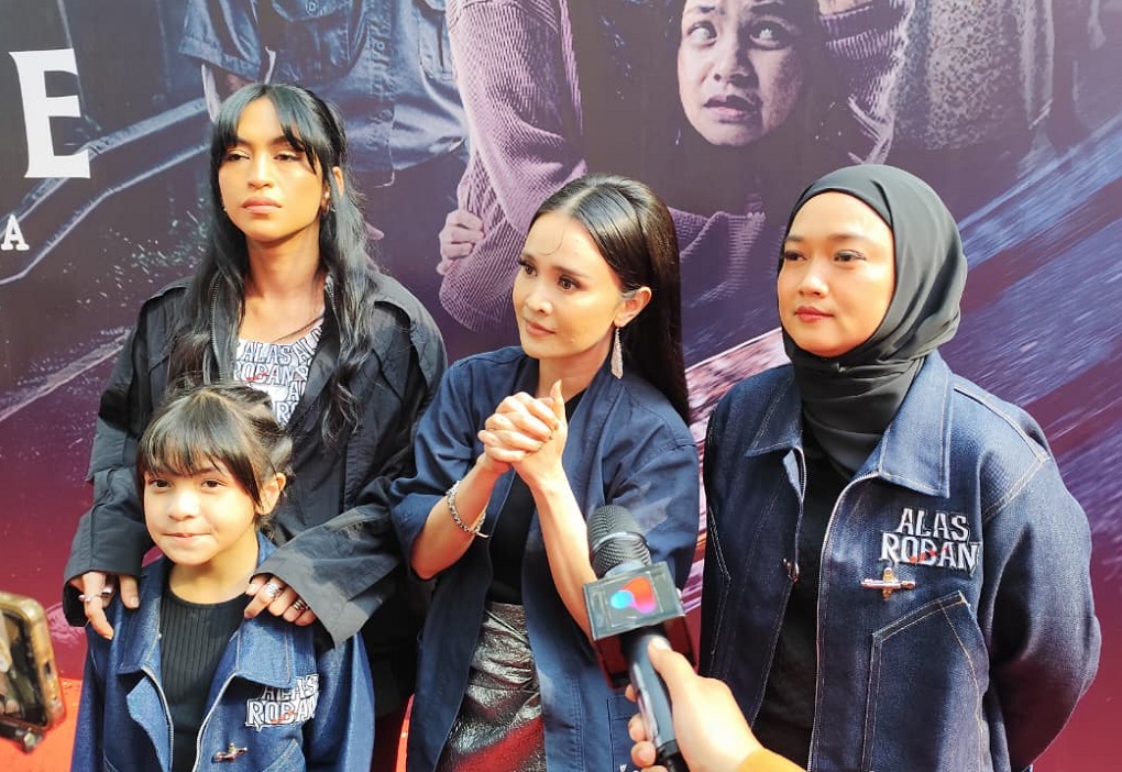 Michelle Ziudith Nangis Syuting Film Horor Alas Roban