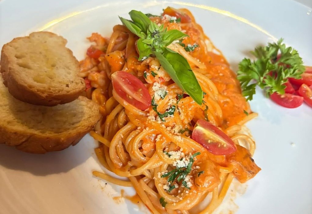 35° Degrees Bar & Resto Jimbaran, Destinasi Kuliner Bali dengan Suasana Musik yang Hangat