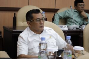 Bang Azran Nyatakan Prihatin Atas Dugaan Pemaksaan Pengunduran Diri Ratusan Buruh PT Amos Indah Indonesia, THR Hak Normatif Pekerja