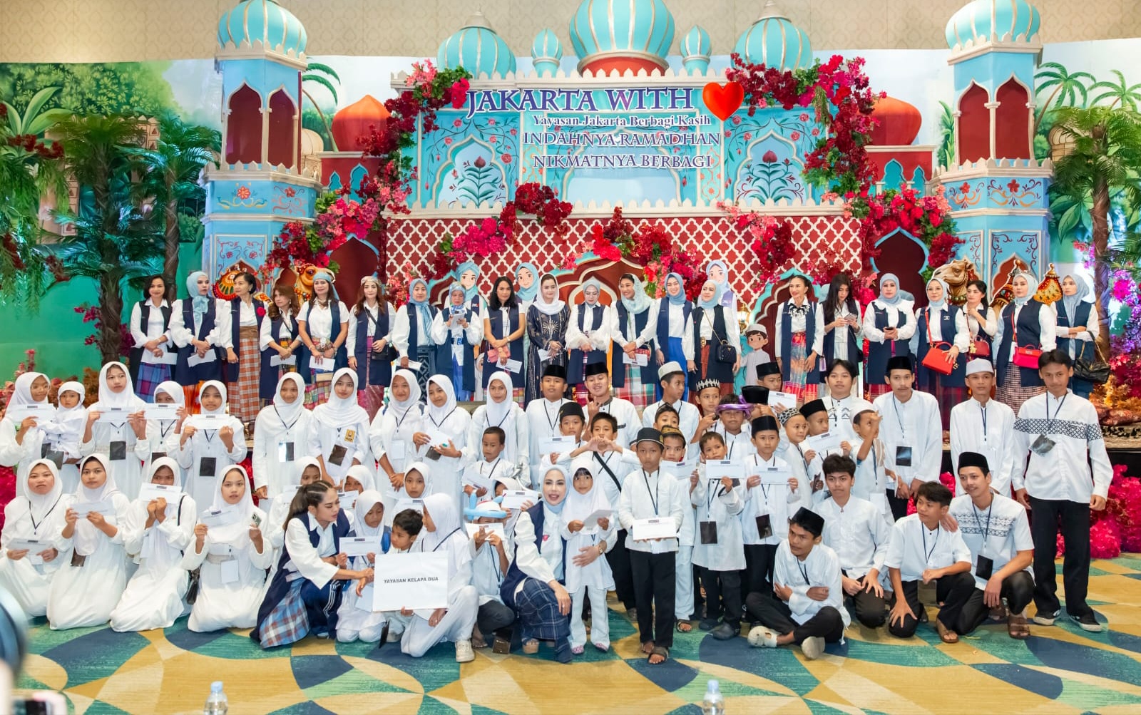 Jakarta With Love Gelar Bukber 600 Anak Yatim, Menebar Keberkahan Ramadhan di Senayan City