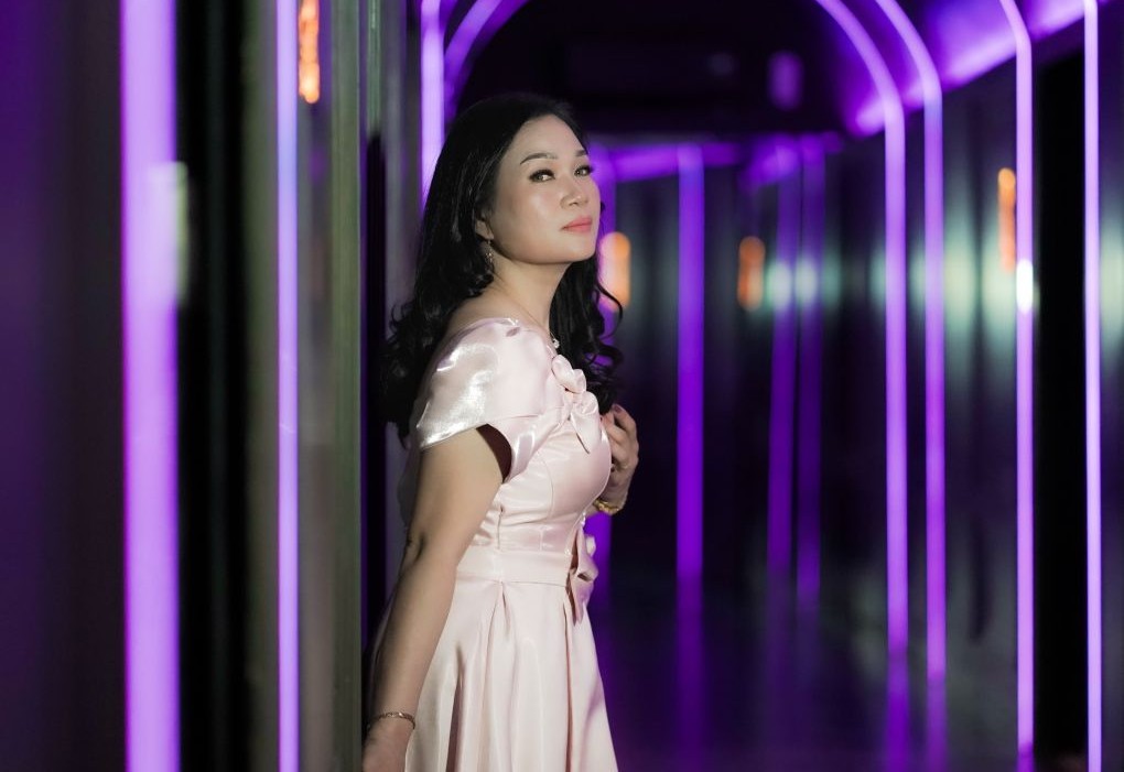 Rahasia Awet Bugar Lussy Renata di Usia Hampir 50 Tahun