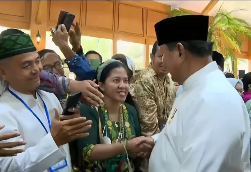 Rarapawang Bagikan Cerita Hadiri Open House Lebaran Istana