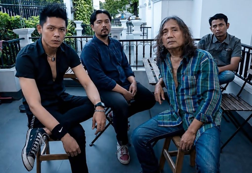Heri Batara Hidupkan Spirit Rock lewat We Are Not Fall In 