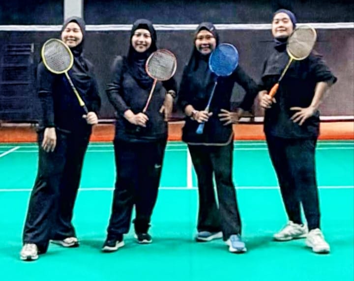 Tantri Kay Kini Aktif Menjalani Hobi Badminton Dalam Komunitas “SoGoed Sobat Gabut”