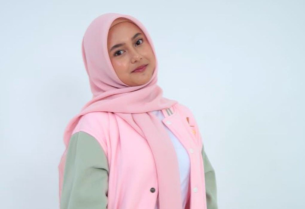 Kamilla Azzahra Hadirkan Lagu Galau Hate To The Moon