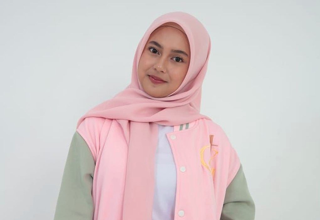 Kamilla Azzahra Hadirkan Lagu Galau Hate To The Moon