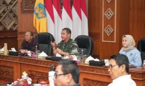 Dukung Energi Terbarukan, Kasad Tinjau Pengelolaan Sampah Terpadu di Bali