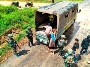 Koops TNI Habema Evakuasi Empat Pendulang Emas Korban Konflik Bersenjata di Papua Pegunungan