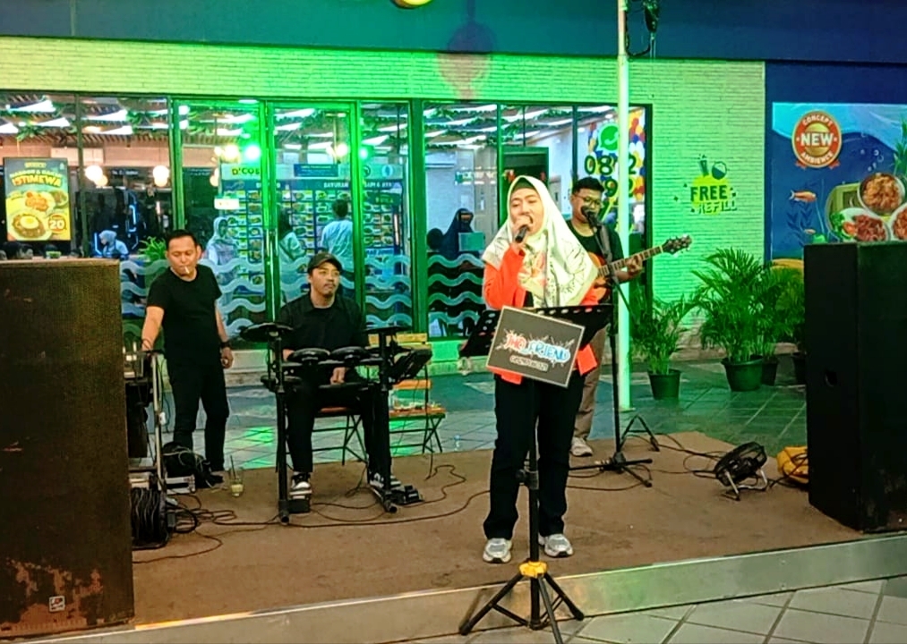 Tantri Kay dan Jho End Friend Meriahkan Malam Musik Jakarta